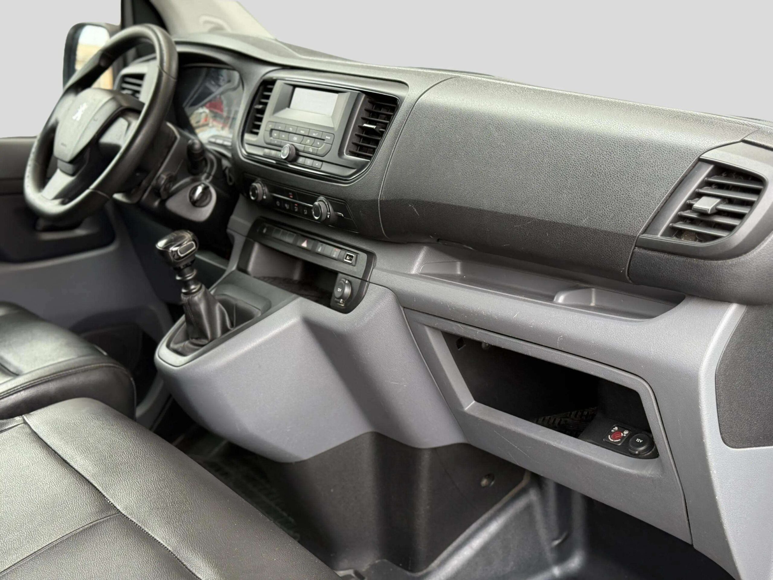 PEUGEOT Expert L1 2.0 HDi 125 Tepee Allure - Imagen 11