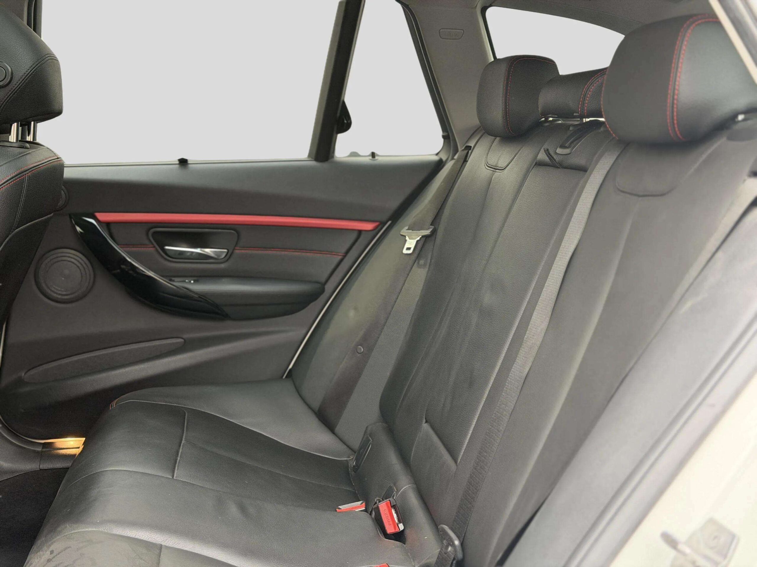 BMW Serie 3 320D TOURING - Imagen 14