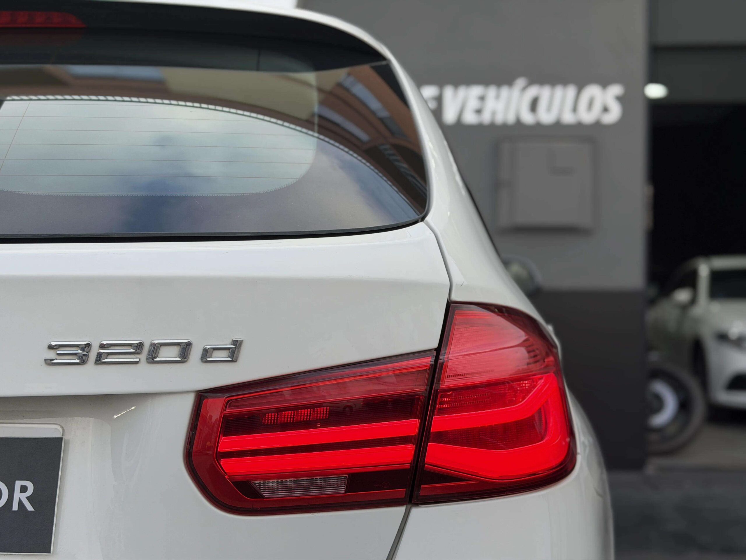 BMW Serie 3 320D TOURING - Imagen 15